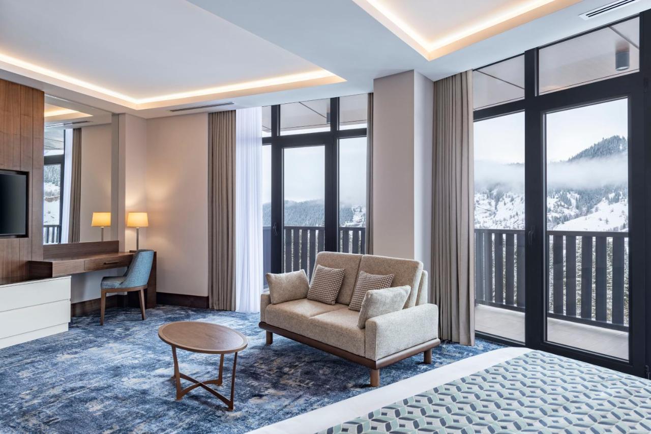 Ambassadori Goderdzi Hotel Zewnętrze zdjęcie